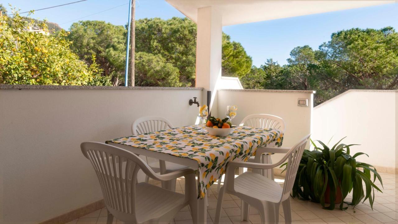Casa Dei Lecci - Cala Gonone Apartment Bagian luar foto
