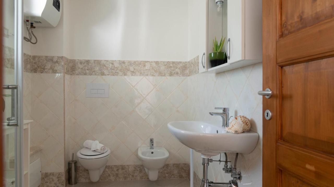 Casa Dei Lecci - Cala Gonone Apartment Bagian luar foto