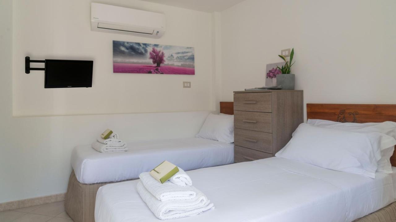 Casa Dei Lecci - Cala Gonone Apartment Bagian luar foto