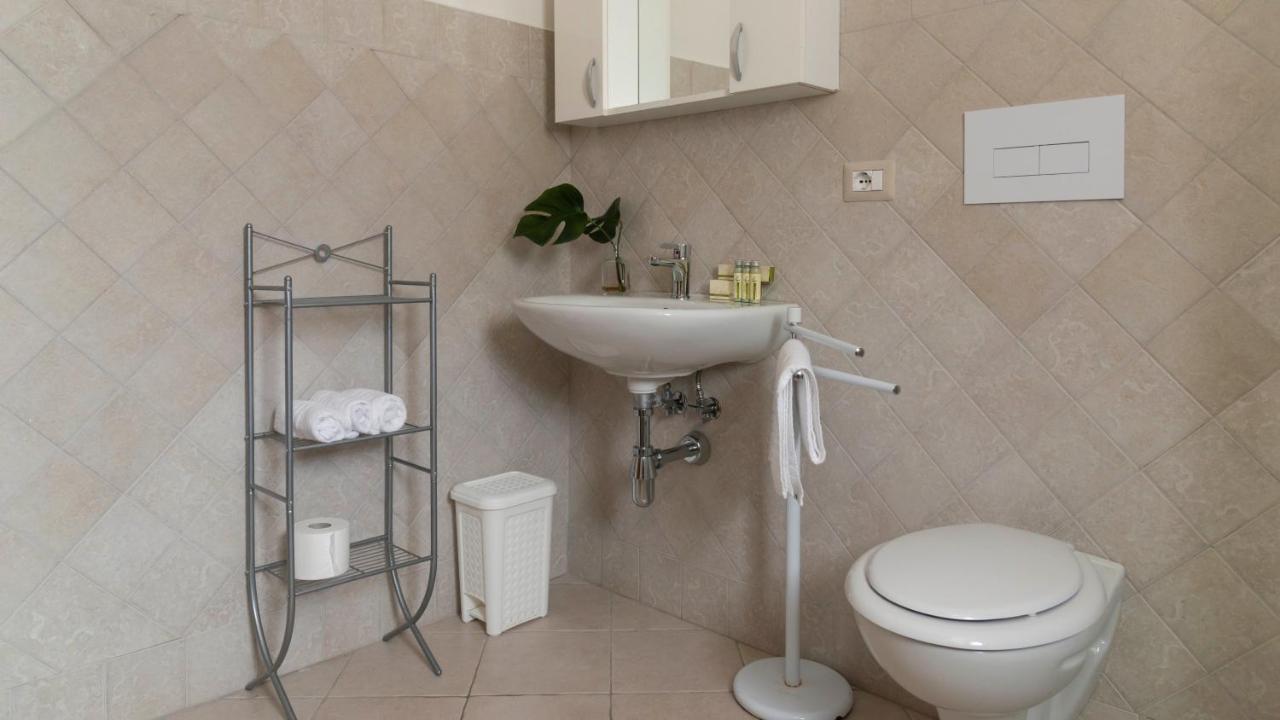 Casa Dei Lecci - Cala Gonone Apartment Bagian luar foto