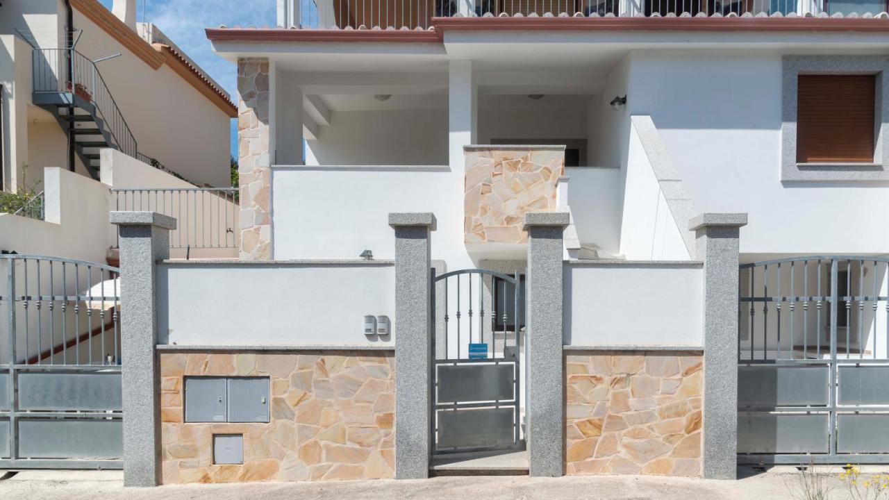 Casa Dei Lecci - Cala Gonone Apartment Bagian luar foto