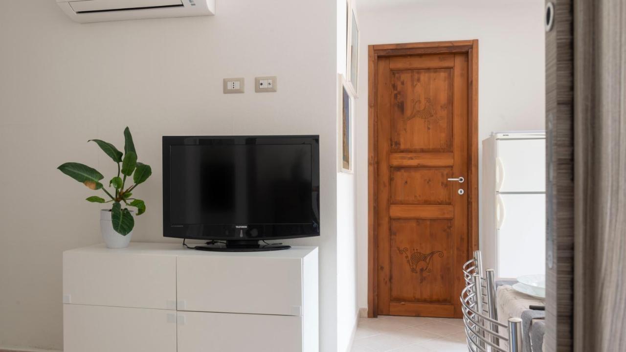 Casa Dei Lecci - Cala Gonone Apartment Bagian luar foto
